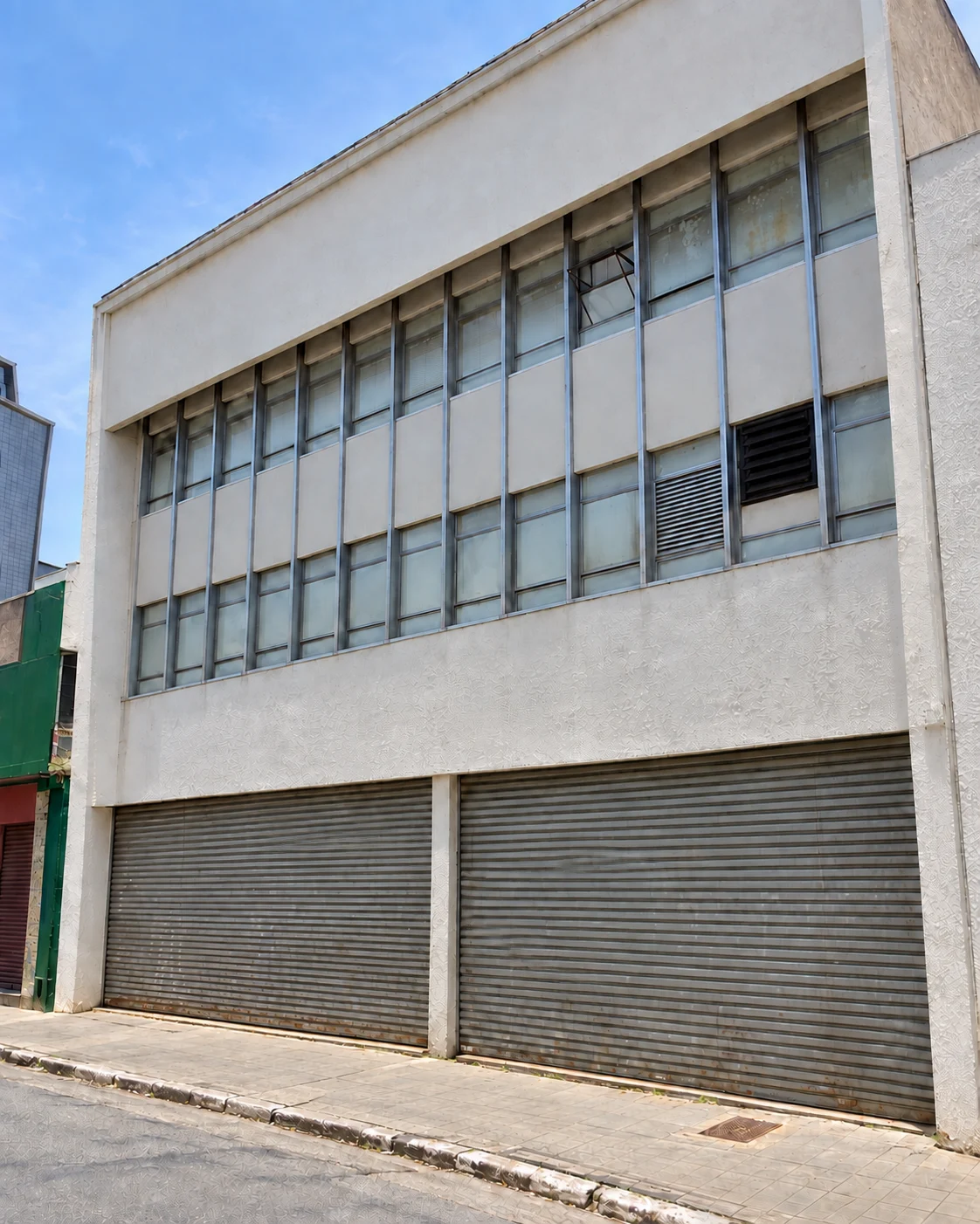 Fachada do imóvel na Rua Teodoro Sampaio